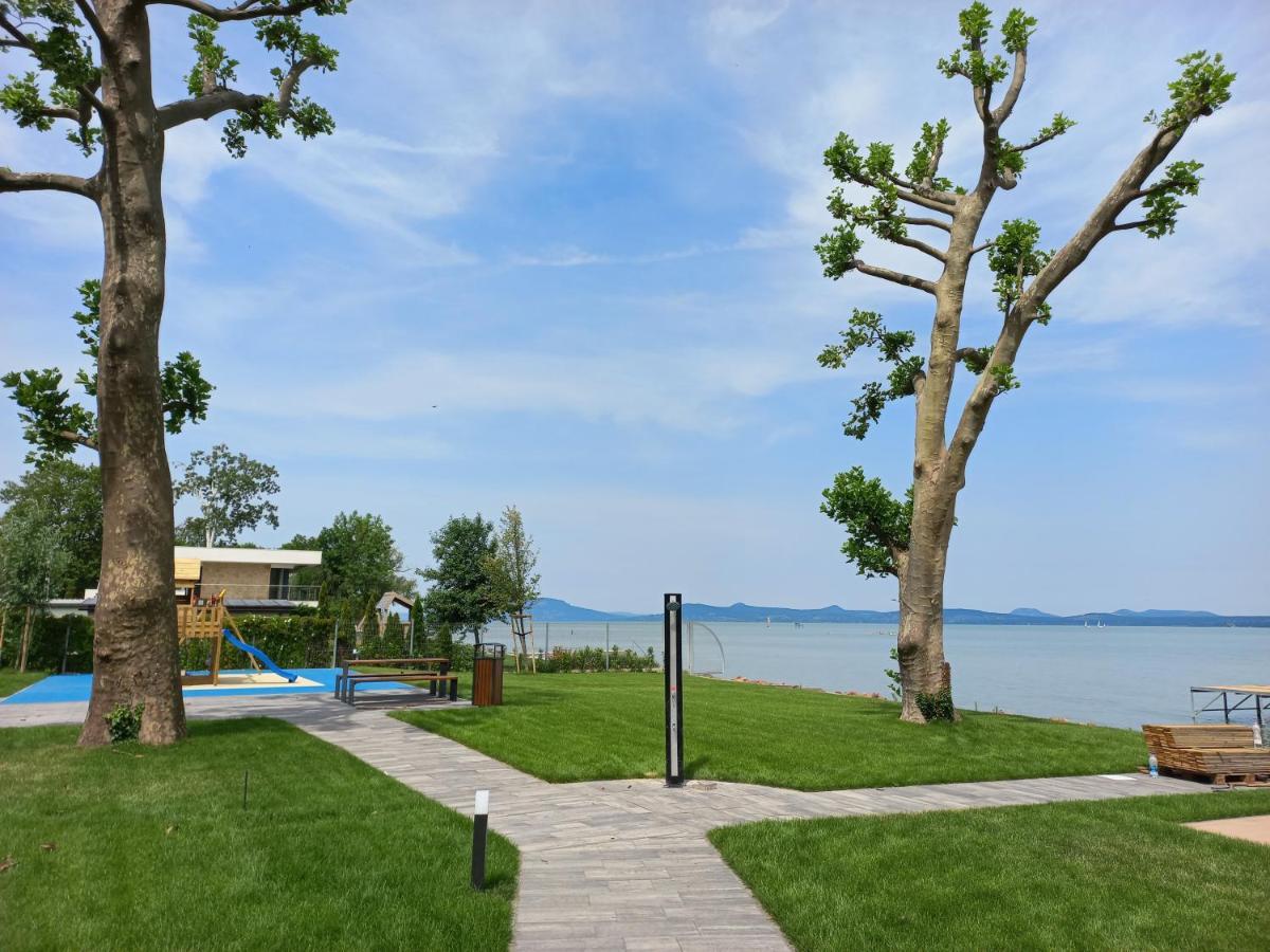 Platán Beach Apartman Balatonboglár Esterno foto
