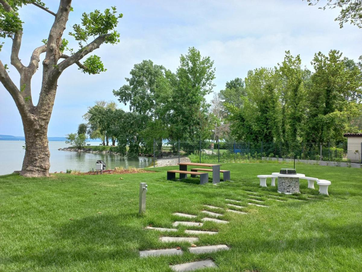 Platán Beach Apartman Balatonboglár Esterno foto
