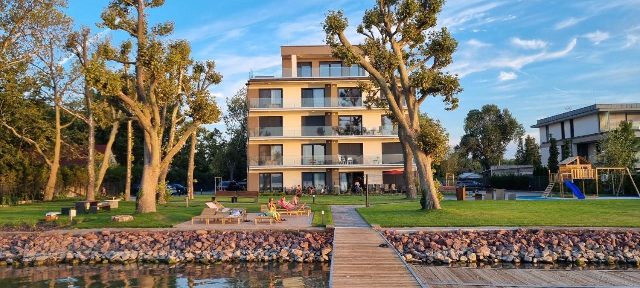Platán Beach Apartman Balatonboglár Esterno foto