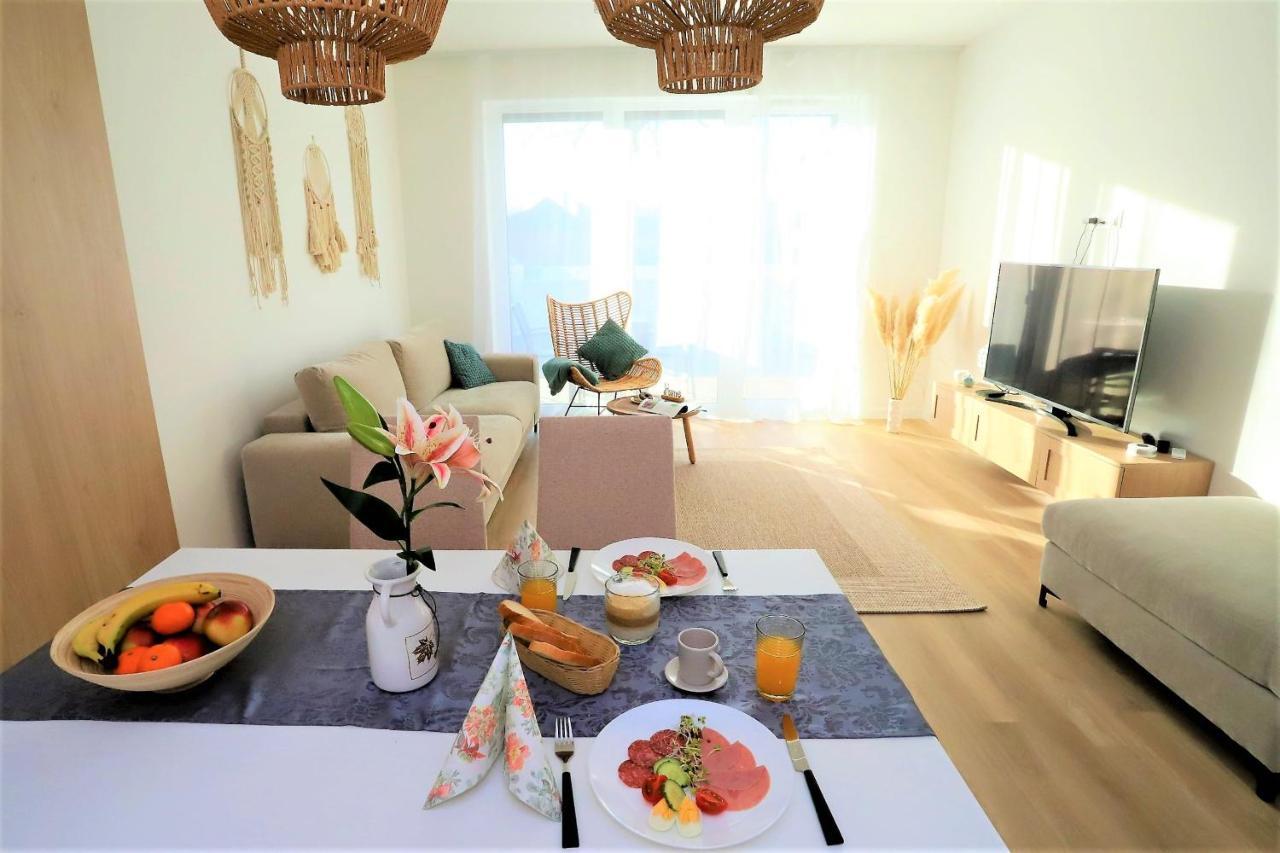 Platán Beach Apartman Balatonboglár Esterno foto